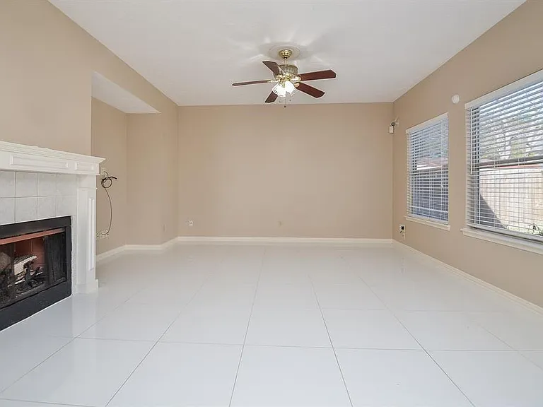 3702 Lauderwood Ln — Photo 6