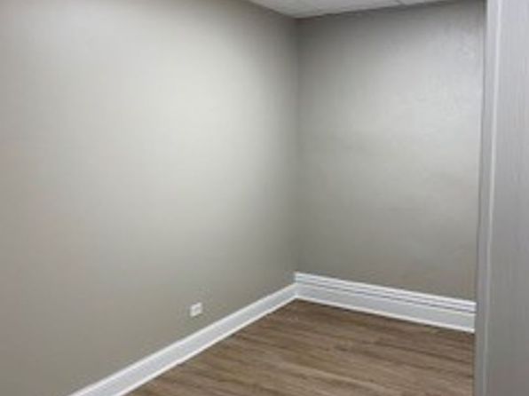 123 E 9th St #2G