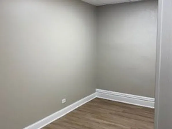 123 East 9th Street, 123 E 9th St #2G, Lockport, IL 60441