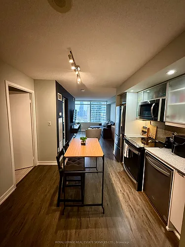 25 Telegram Mews S #3703 Photo 1