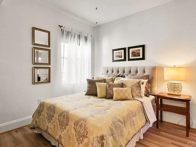 1501 India St #402 — Photo 5