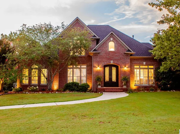 2016 Eagle Valley Dr, Birmingham, AL 35242