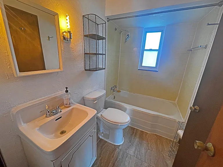 1230 Commonwealth Ave — Photo 8