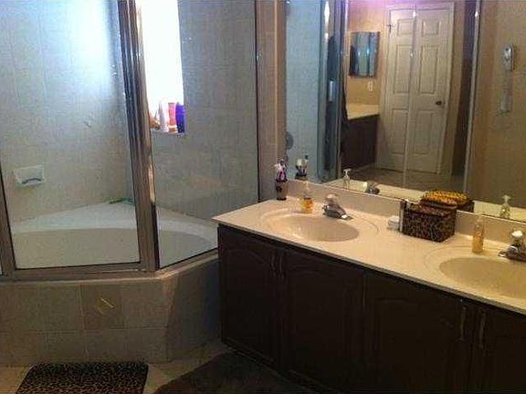 5th image of 12533 NW 10th Pl