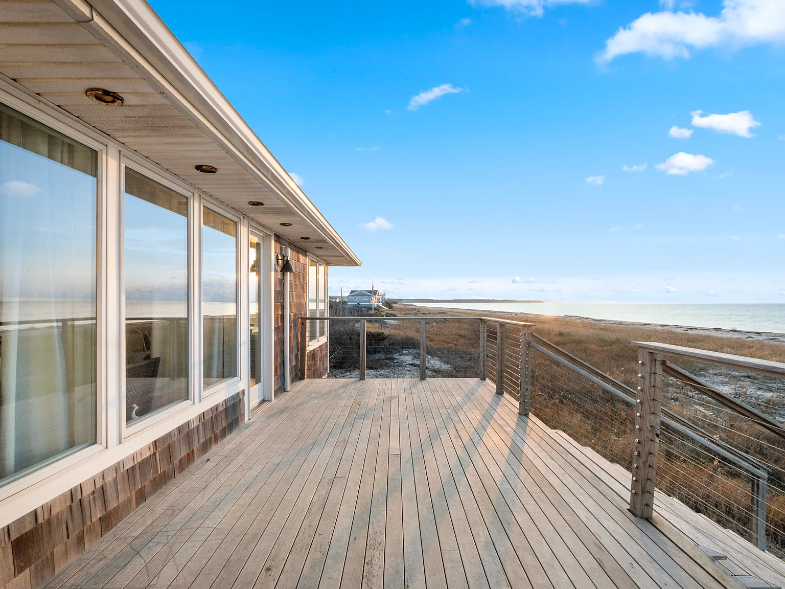 Beachfront Cottage - Open Listing — Photo 3