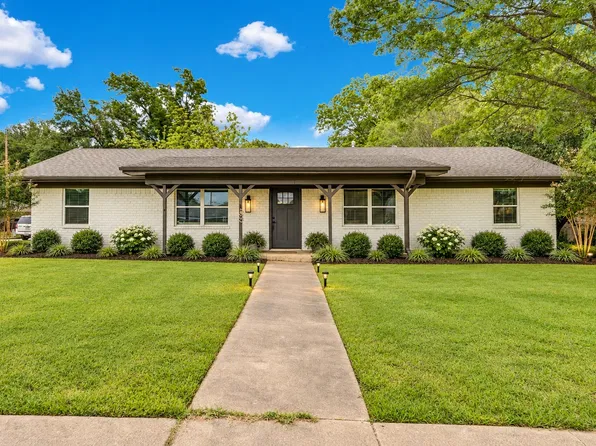 1104 Williamsburg Dr, Ennis, TX 75119