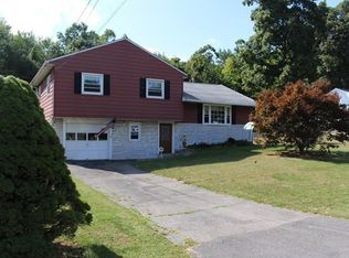 539 Center St, Newburgh, NY 12550