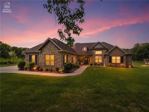 8367 Windsong Ln, Bentonville, AR 72713