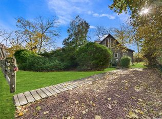312 Elm Rd W, Mastic Beach, NY 11951