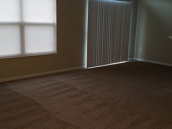 3rd image of 3585 Shadetree Dr