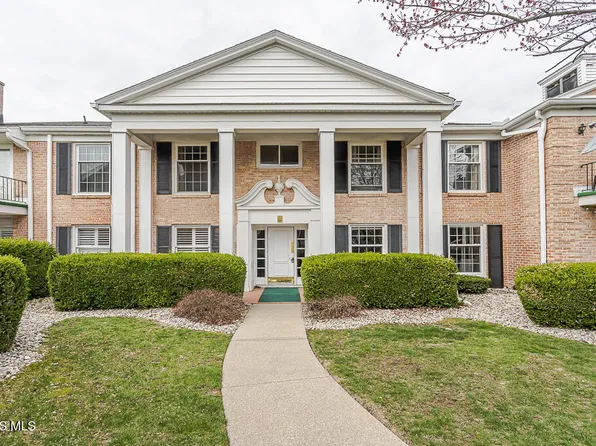 4243 W Bancroft St APT 205W, Ottawa Hills, OH 43615