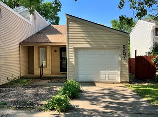 5207 Twana Dr, Des Moines, IA 50310