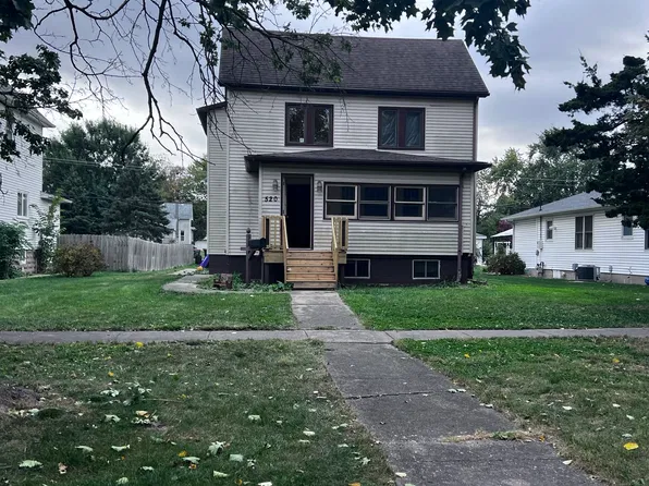 520 E Orleans St, Paxton, IL 60957
