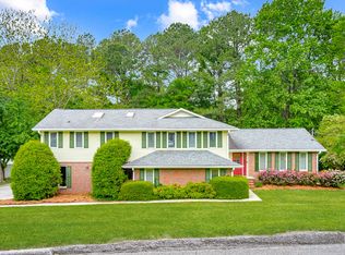 3023 E Brookhaven Cir, Dalton, GA 30720