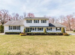 43 Glenbrook Rd, Freehold, NJ 07728
