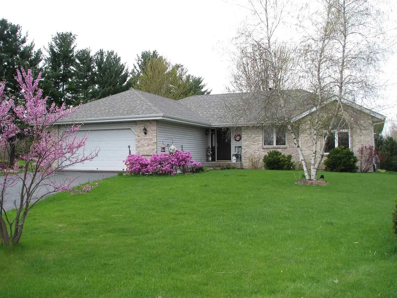 7541 Derby Close photo 1