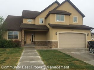 822 S Joshua St, Naples, UT 84078