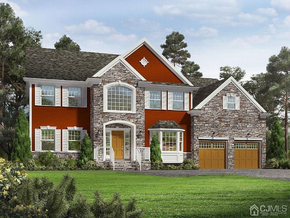 2nd image of 18 Surrey Ln