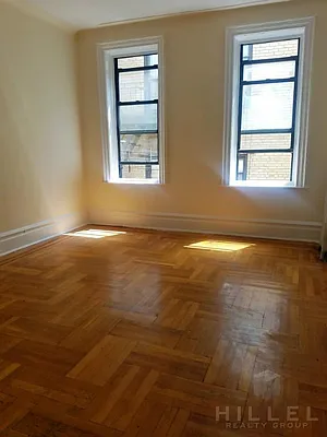 Rented by Hillel Realty Group | media 24