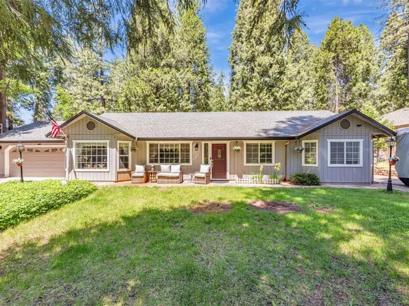 6161 Dolly Varden Ln, Pollock Pines, CA 95726