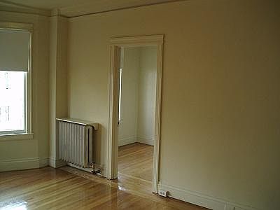 3rd image of 400 Hyde St APT 304
