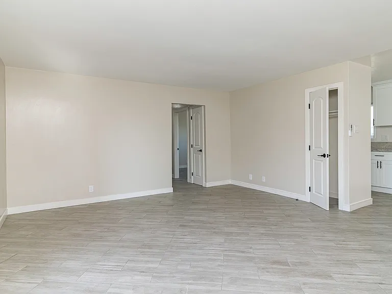 4040 Badillo Cir — Photo 3