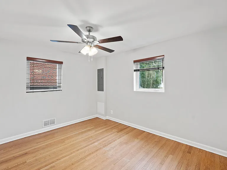 905 22nd St S #1 — Photo 10