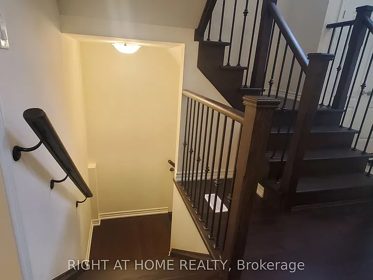10 Northern Breeze Cres — Photo 10