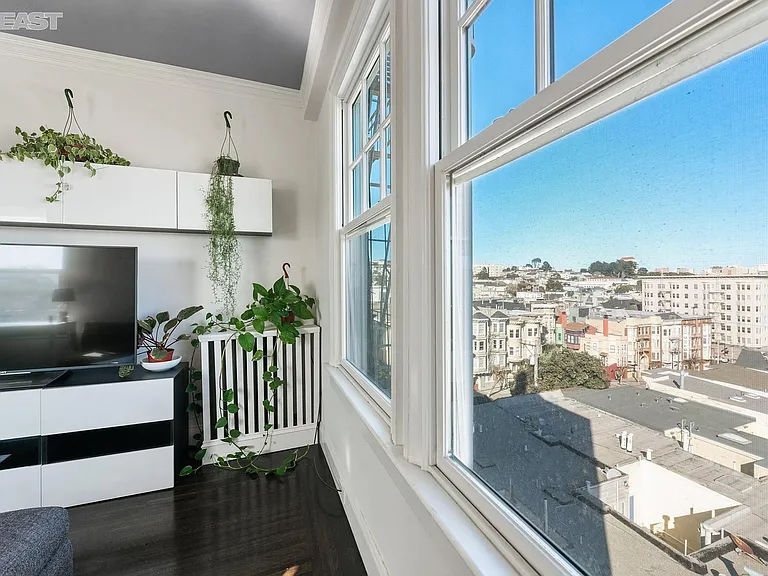 2999 California St #66 — Photo 7