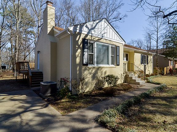 5th image of 22 Shenandoah Dr