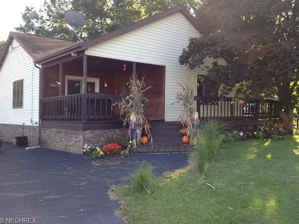 48309 State Route 14, New Waterford, OH 44445