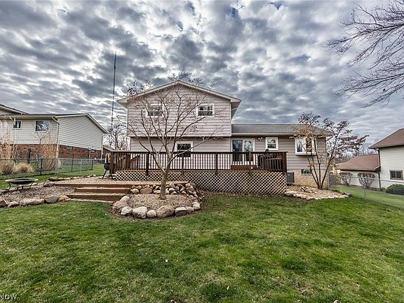4th image of 4902 Sassafras Dr