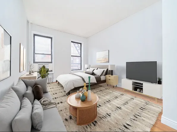 331 West 43rd Street image 1 of 5