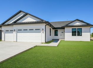 1313 Tamarack St, Delavan, WI 53115