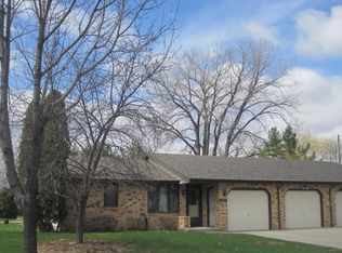 1754 Bunker Hill Ct, De Pere, WI 54115