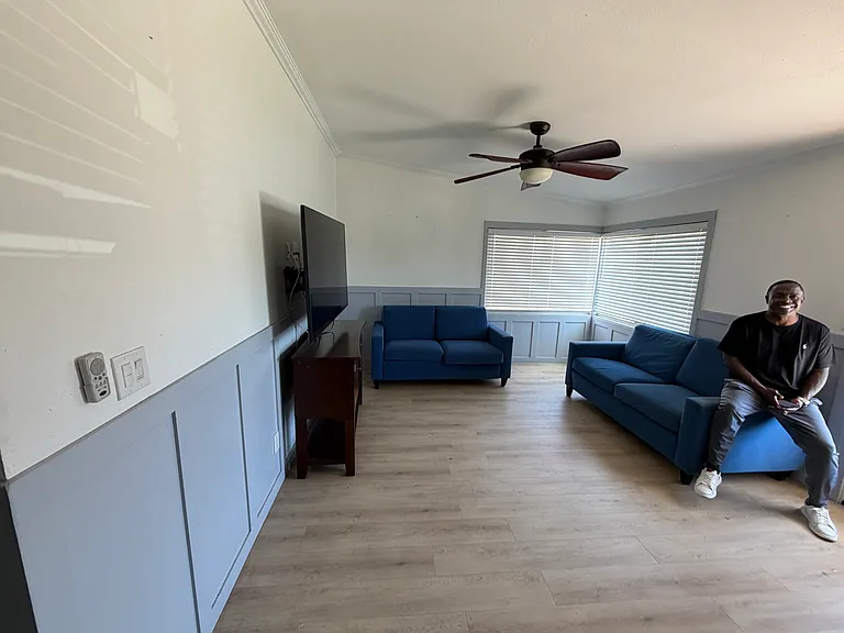 822 Ginna Pl — Photo 2