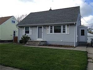 1st image of 16 Kathleen Dr