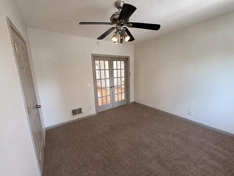 30 Hickory St #2 — Photo 8