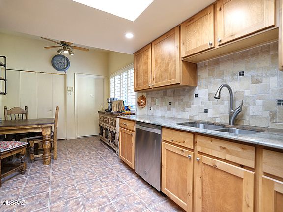 5th image of 1878 W Misty Hollow Ln