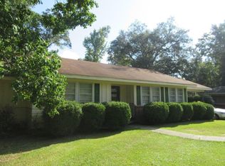 129 Lindsey Dr, Laurel, MS 39440