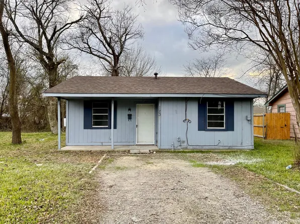 123 Brown St, Wills Point, TX 75169