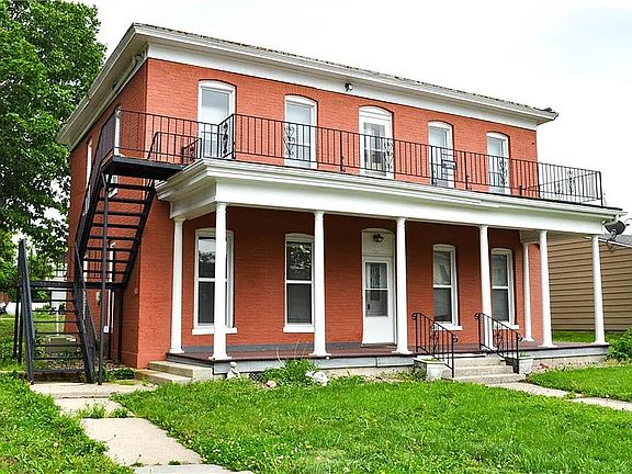 2nd image of 106 Prospect St
