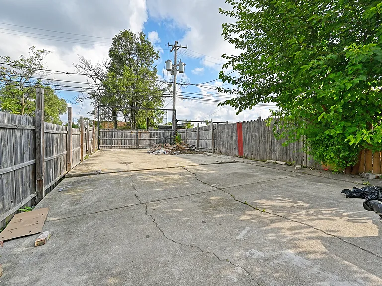 4732 W Monroe St #2 — Photo 13