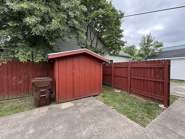 622 N Washington St — Photo 4