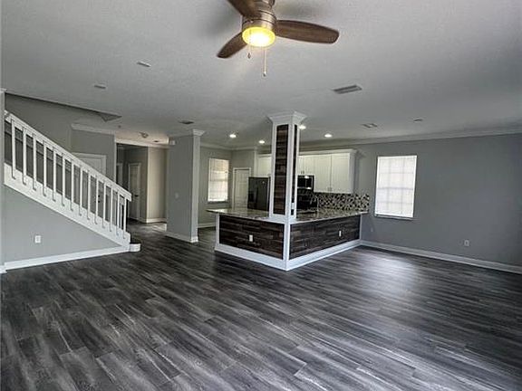 3rd image of 7614 Bristol Cir
