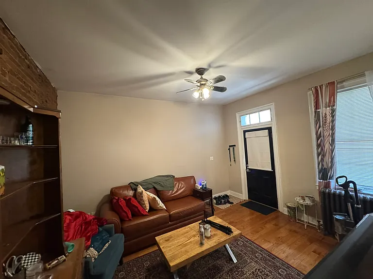 213 E King St #3 — Photo 9
