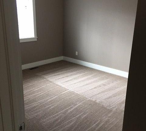 4th image of 2984 Creekside Ct