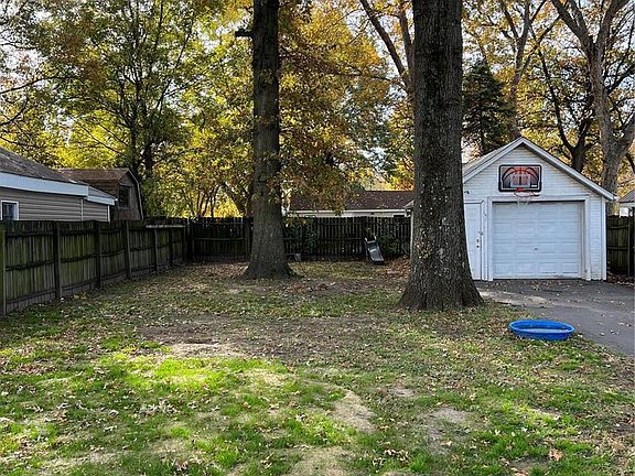 4th image of 2812 Palmer Ave