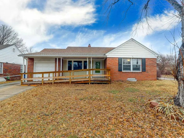 5922 E 2nd St N, Wichita, KS 67208