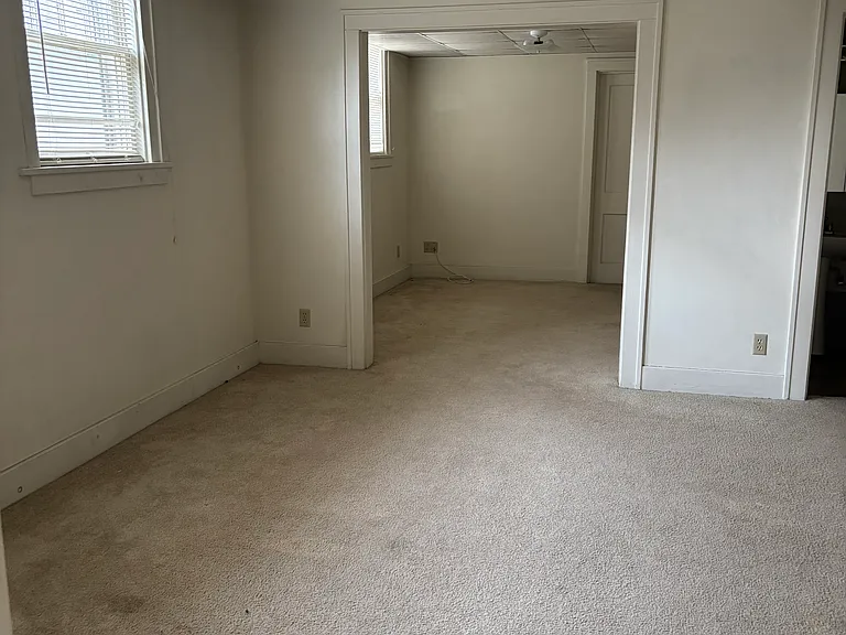 816 Washington St #6 — Photo 3